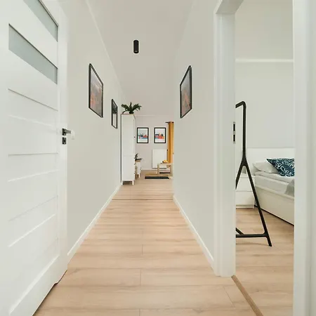 Apartment Stylowy Z Parkingiem By Renters