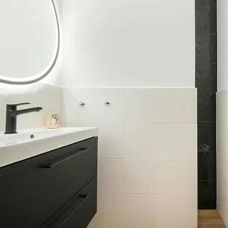 Stylowy Z Parkingiem By Renters Lodz