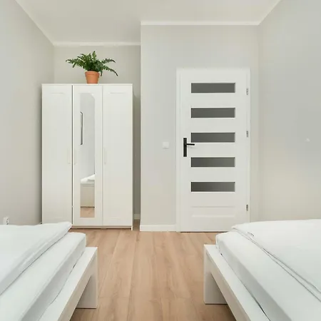Apartment Stylowy Z Parkingiem By Renters