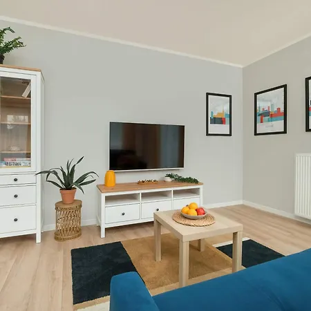 Stylowy Z Parkingiem By Renters Apartment